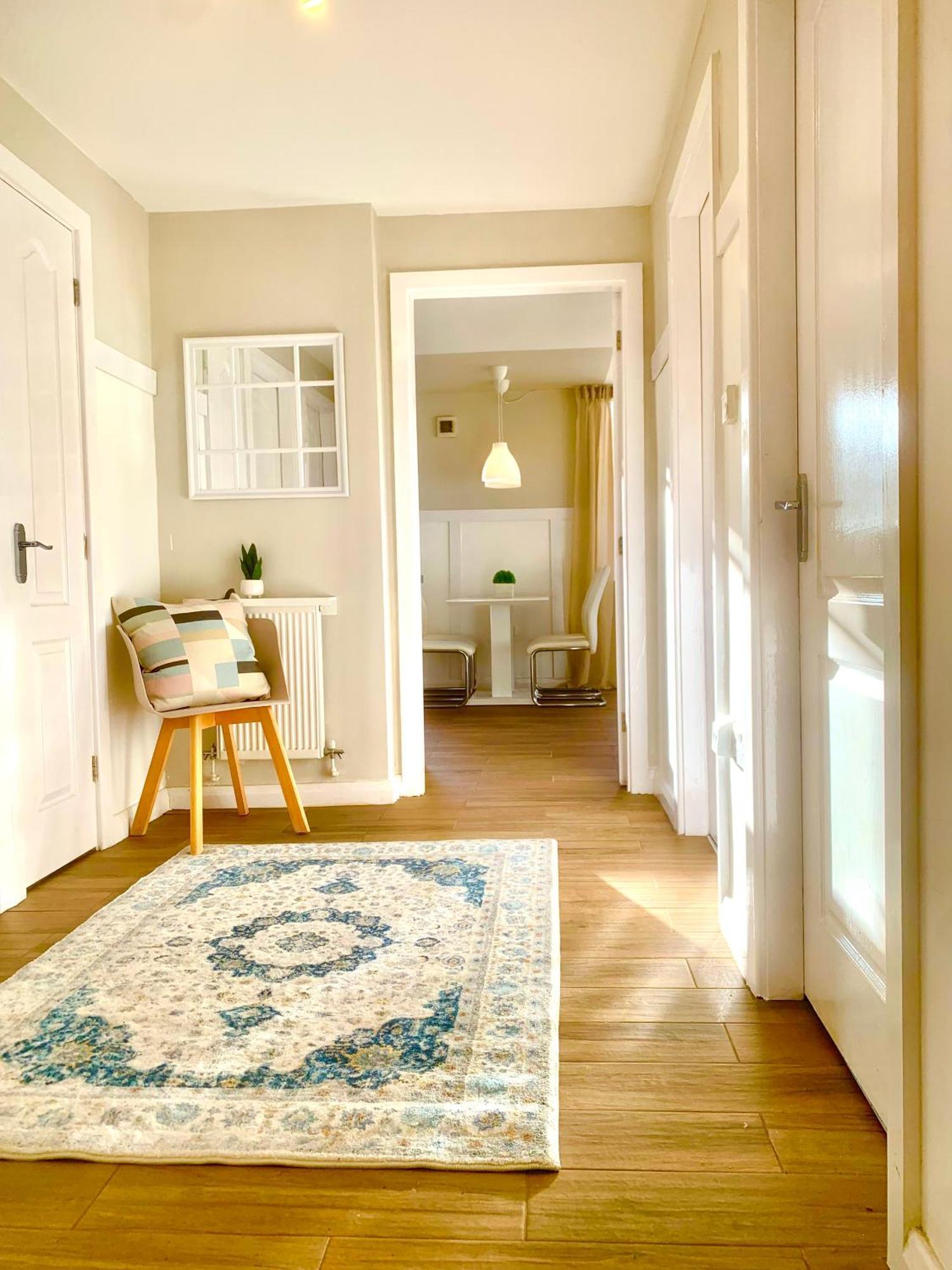 Large Modern 3 Bedroom City Centre Apartment ,Free Parking Liverpool Bagian luar foto