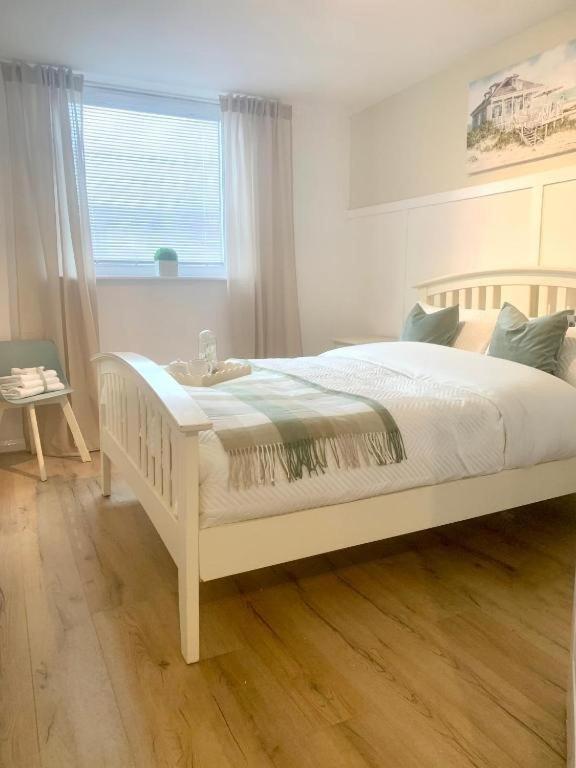 Large Modern 3 Bedroom City Centre Apartment ,Free Parking Liverpool Bagian luar foto